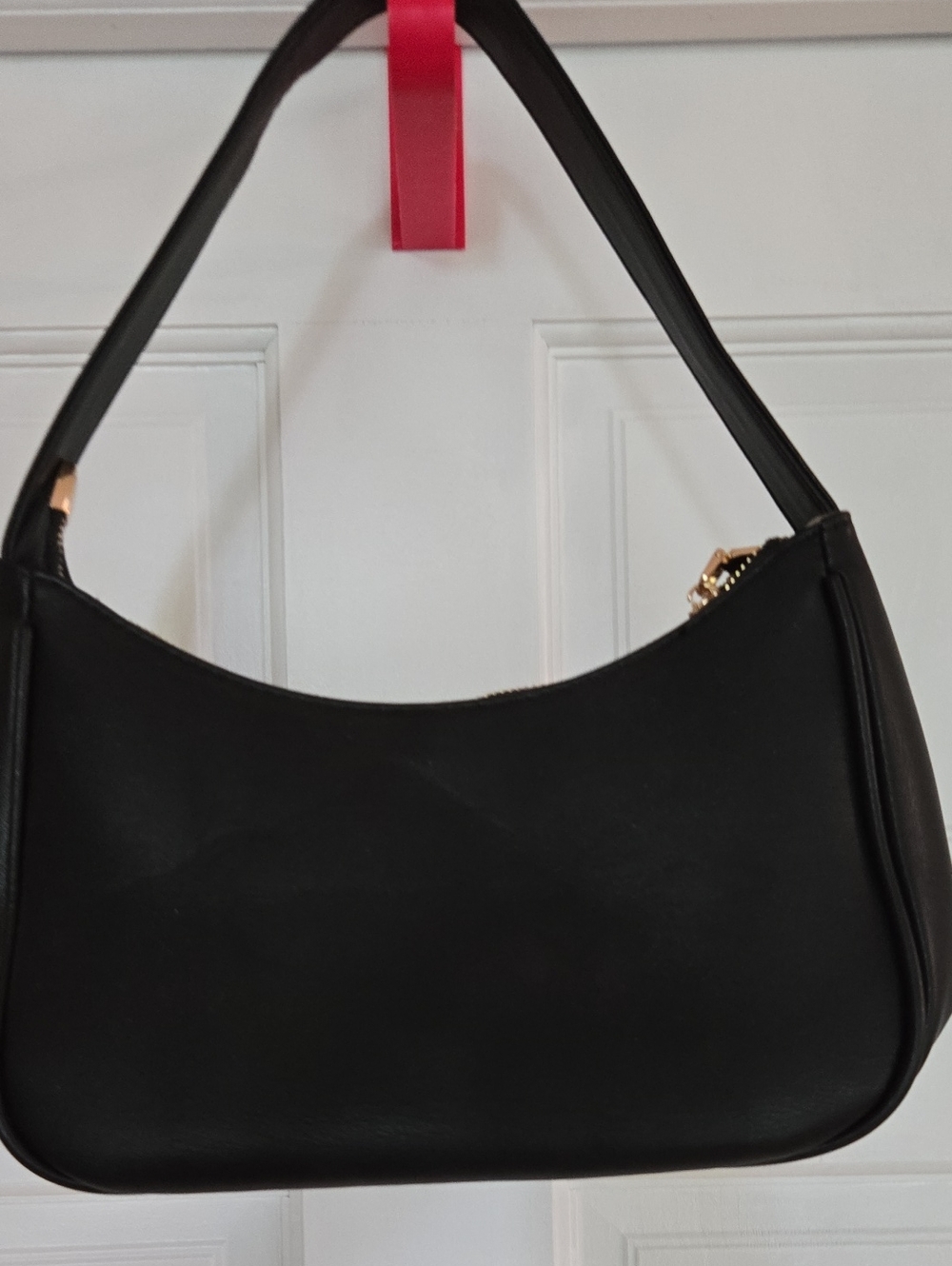 Classic Black Shoulder Bag - Minimalist Women's Handbag